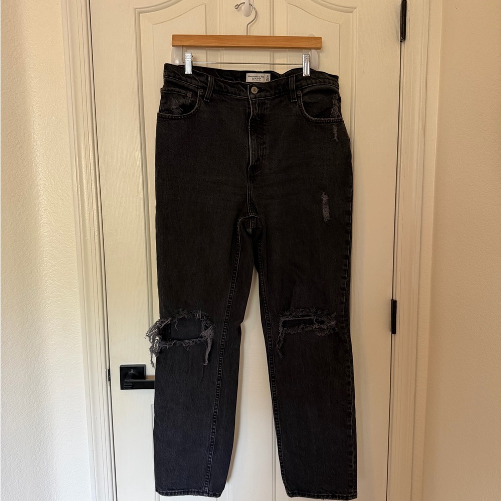 ABERCROMBIE 90s STRAIGHT ULTRA HIGH RISE - SIZE 31